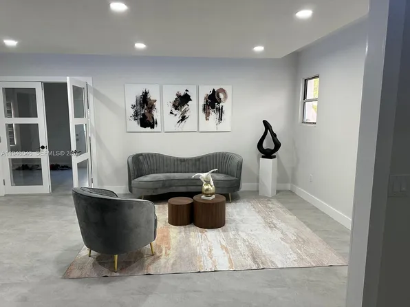 91 Glen Royal Pkwy, Miami, FL 33125