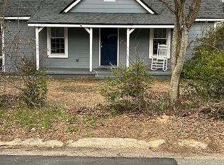 307 Homewood St, Fayetteville, NC 28306