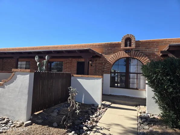 484 S La Canada Dr Unit B, Green Valley, AZ 85614