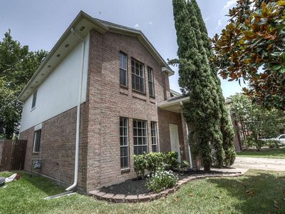 23130 S Waterlake Dr, Richmond, TX, 77406