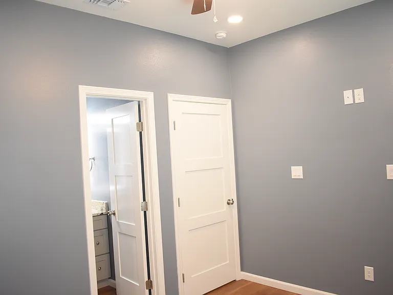 720 Martinsville St #102 — Photo 16