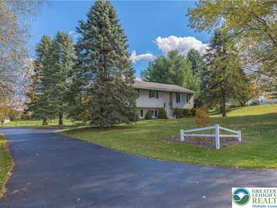 6711 Old Grange Rd, Slatington, PA, 18080