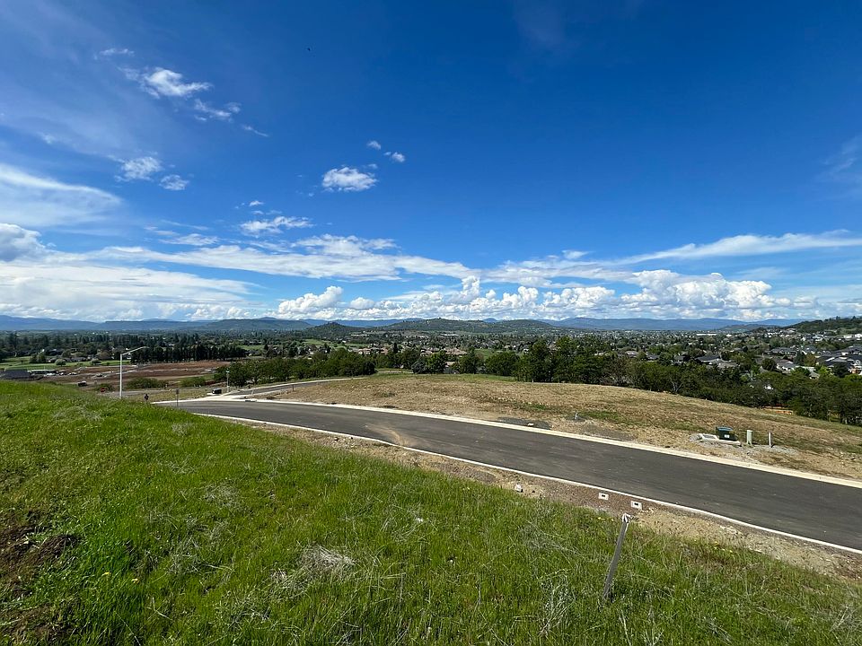 1st image of 468 Pinnacle Rdg #88