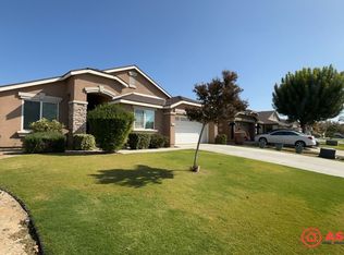 5210 Sweet Sunblaze Ave, Bakersfield, CA 93311