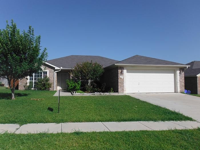 1st image of 2108 Jake Dr