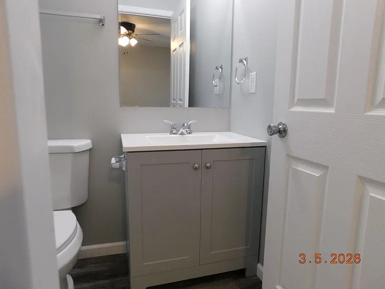 2401 W 18th & 3 #1-2 — Photo 9