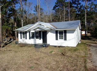 1520 Old Pelham Rd, Pelham, GA 31779