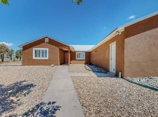 18 El Cielo Azul Cir, Edgewood, NM 87015