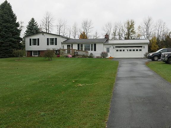 3rd image of 1271 County Route 28