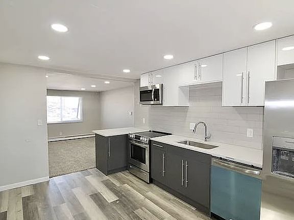 3rd image of 18244 W 3rd Pl Unit 2