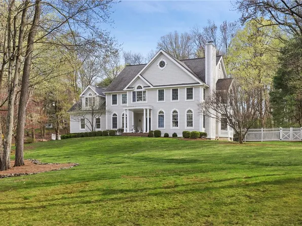 65 Brundige Drive, Goldens Bridge, NY 10526