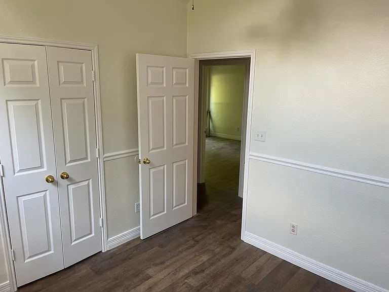 4618 Hunters Ridge Dr — Photo 15