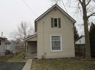 1146 Riverside Dr, Huntington, IN 46750