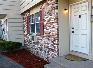 60 Round Tree Dr UNIT 2, Naugatuck, CT 06770
