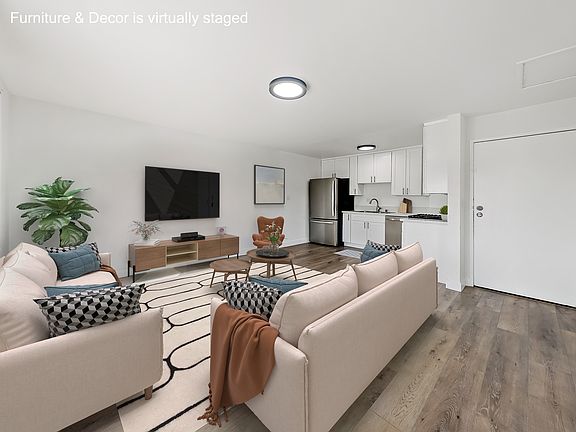 5th image of 3686 E Colorado Blvd #1