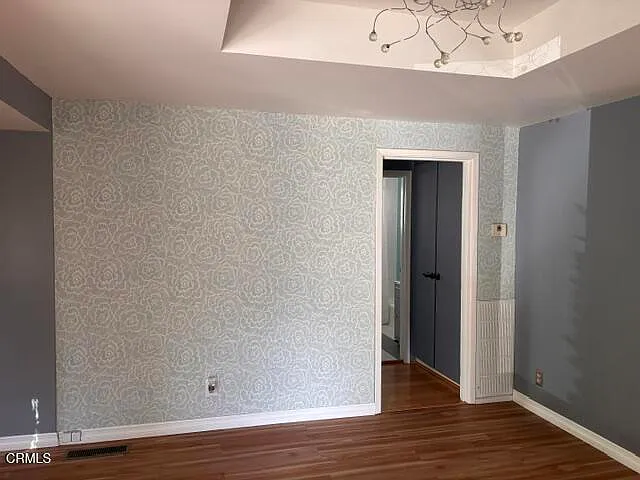 2 bed, 2.0 bath, 735 sqft, $4,000 — Photo 3