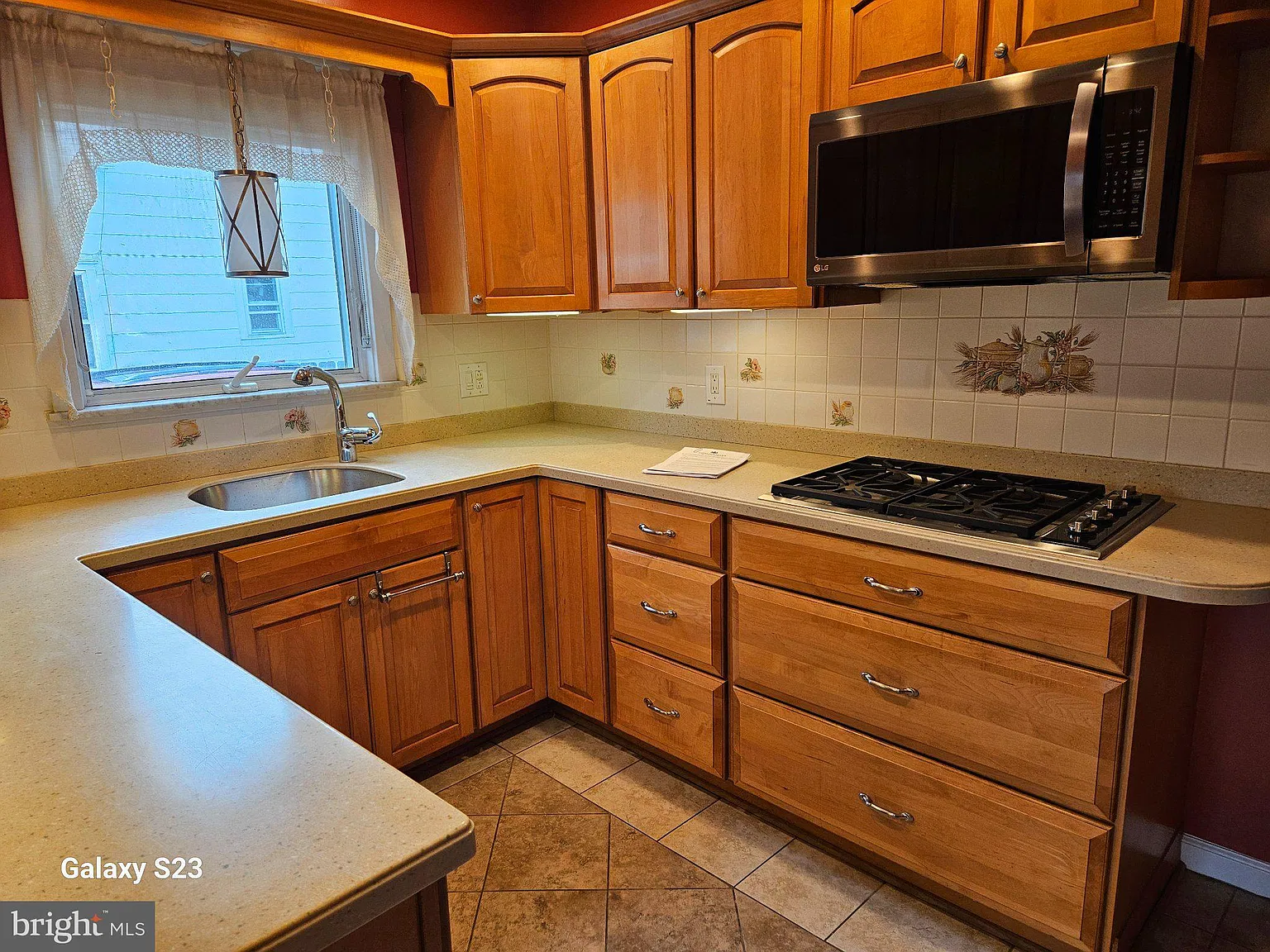 2 bed, 1.0 bath, 1000 sqft, $2,300 — Photo 3