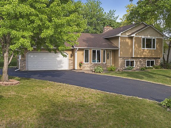 5th image of 4810 Trenton Ln N