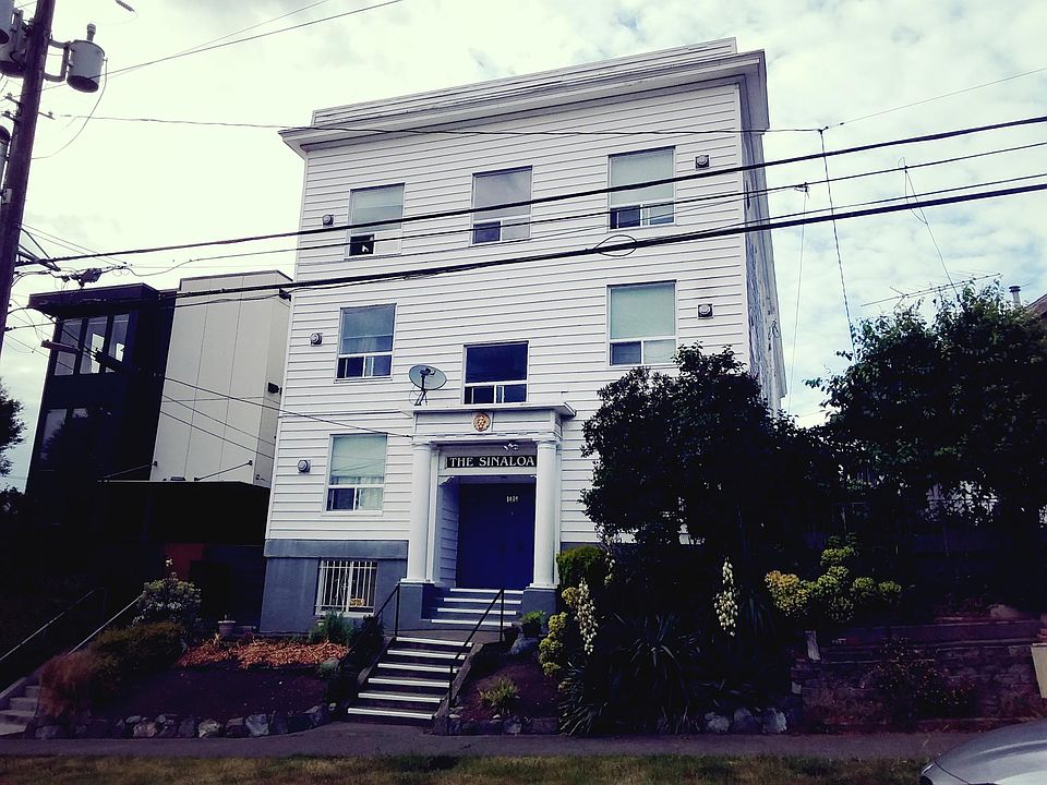 1414 S King St at Rainier Ave