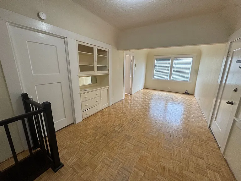 5913 Vallejo St — Photo 17