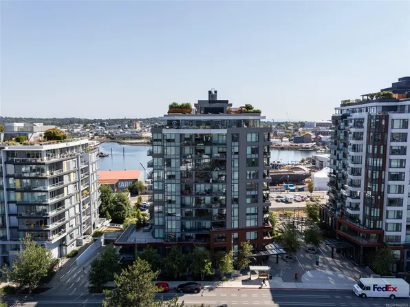 369 Tyee Rd #705, Victoria, BC V9A 0B6