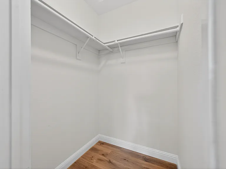 10291 N Whitney Ave — Photo 21