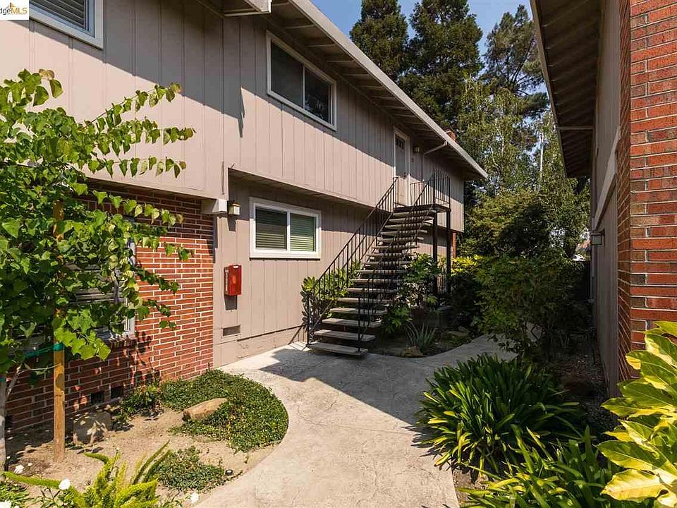 1st image of 2135 Ascot Dr APT 17