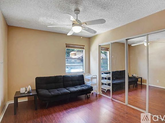 5th image of 7864 NW 11th Pl