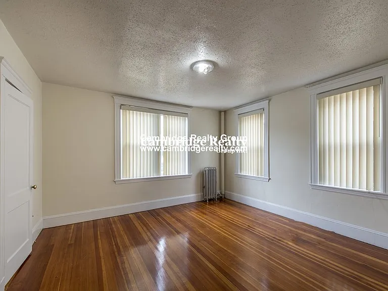 518 Gardner St S #3T — Photo 4