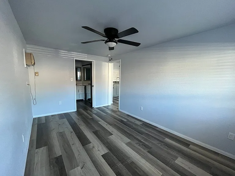 436 Hobson St — Photo 9