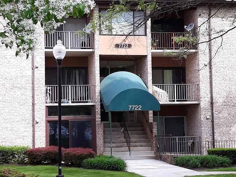 7722 Hanover Pkwy #176 — Photo 1