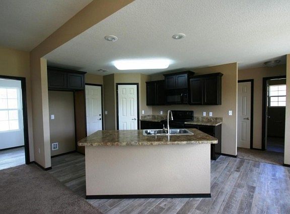 3rd image of 2518 W 29th St