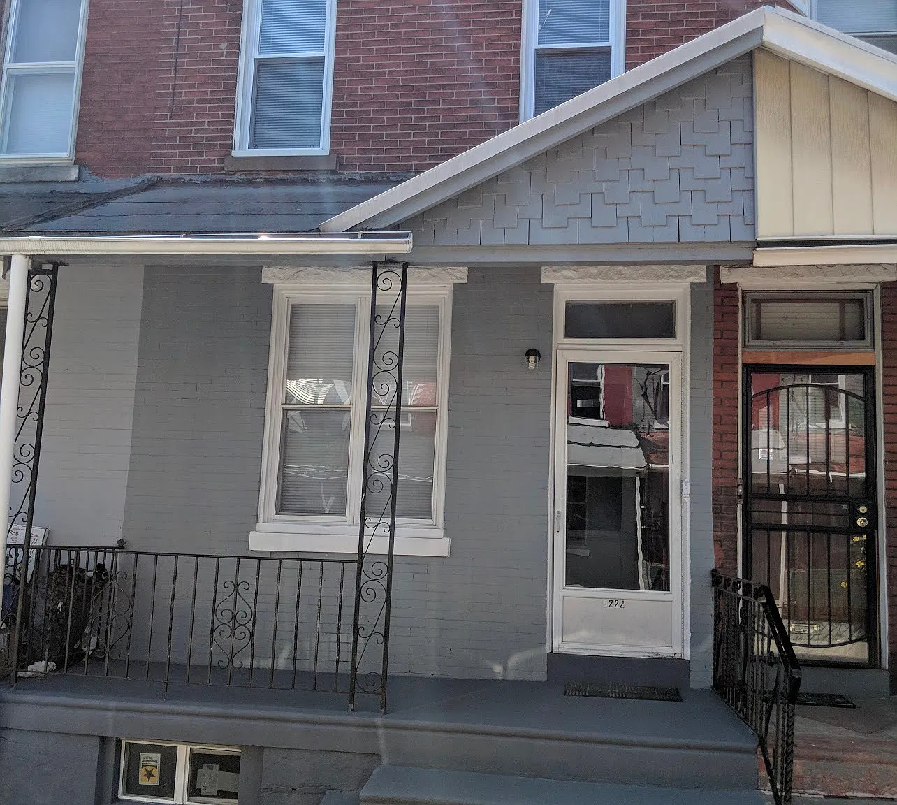 3 bed, 1000 sqft, $1,600 — Photo 1