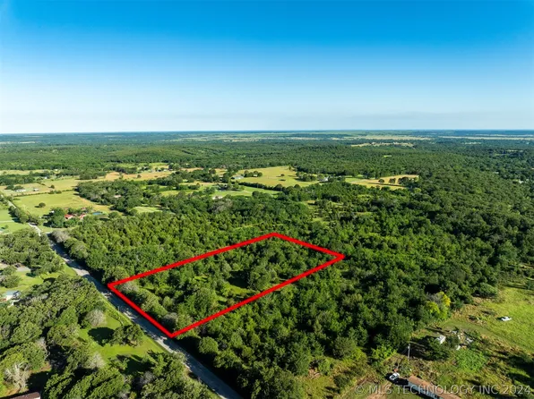 6 E 1080th Rd, Henryetta, OK 74437