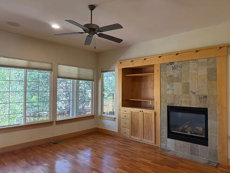 5041 Fall Colors Ct — Photo 6