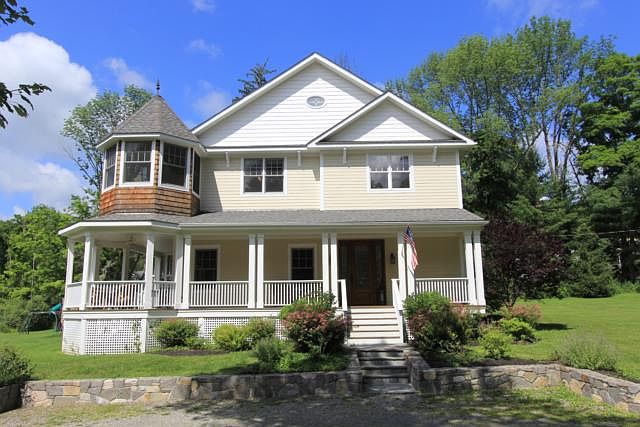 1st image of 76 Moseman Ave