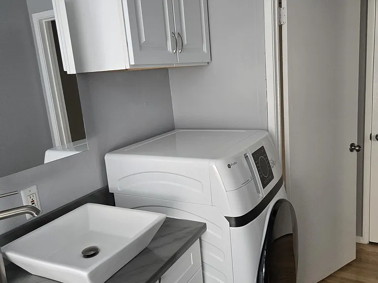 6261 Cavan Dr #4 — Photo 14