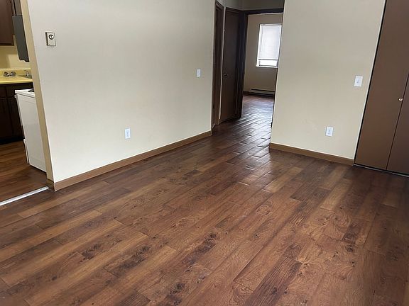 3rd image of 1560 Brooke Park Dr #1