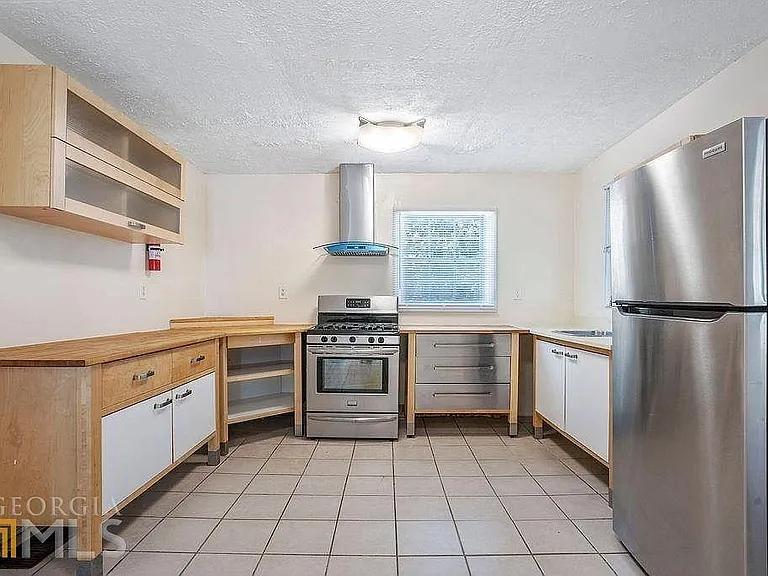 803 N Elizabeth Pl NW — Photo 5