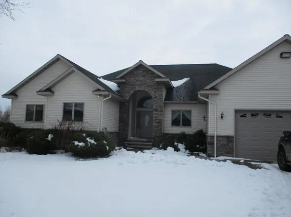 18222 172nd St, Osakis, MN 56360