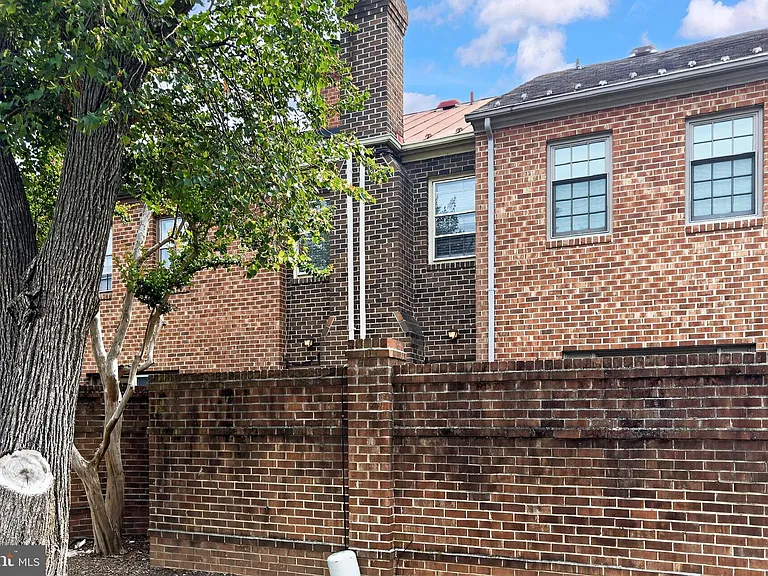 508 Tobacco Quay — Photo 32