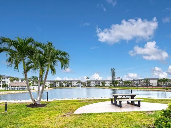 1000 Manatee RD #A106, NAPLES, FL 34114