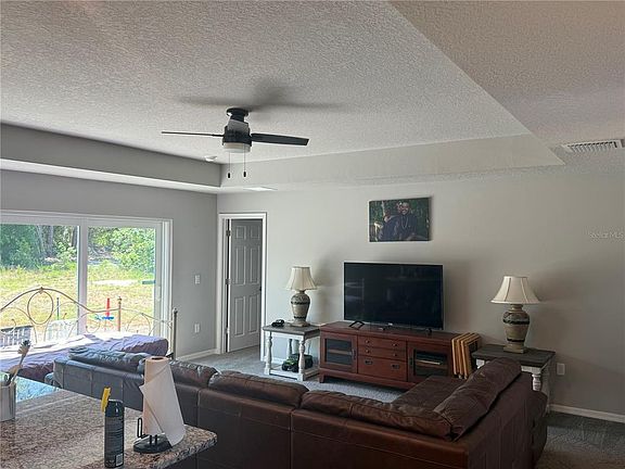 3rd image of 15808 Archer St
