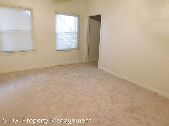 4th image of 461 W Colorado St APT 6