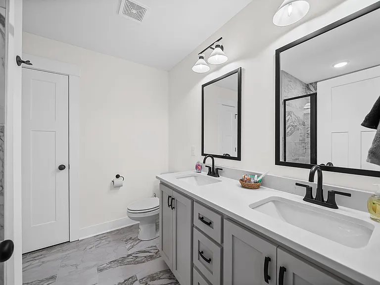 1601 Collins View Way — Photo 21