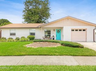 568 Seaspray Ave, Atlantic Beach, FL 32233