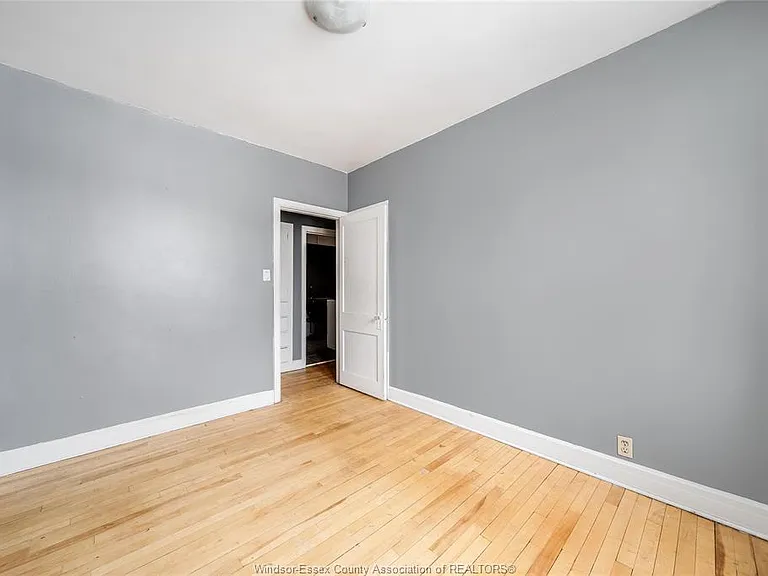 1701 Wyandotte St E #630 — Photo 13