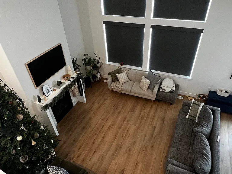556 N Hill View Dr — Photo 3
