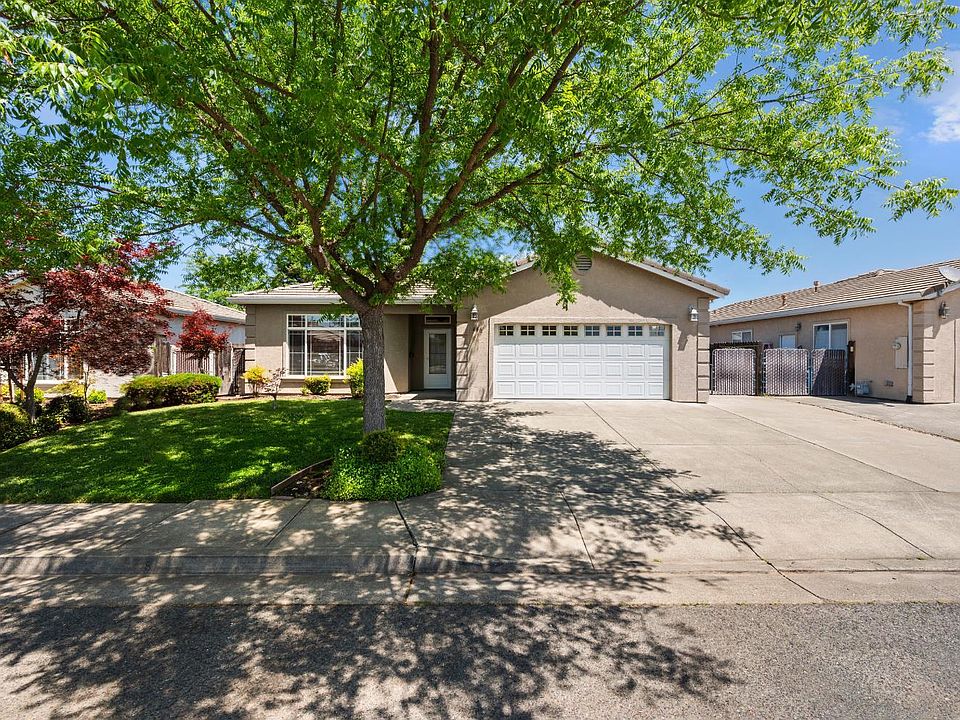 1st image of 446 Kennwood Drive
