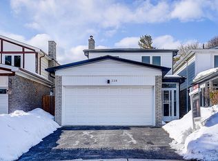 328 Chartland Blvd S, Toronto, ON M1S 3P3